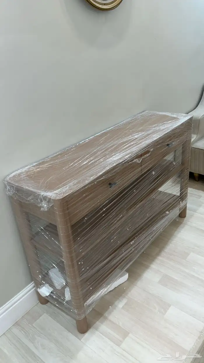 للبيع طاولات جديده 1