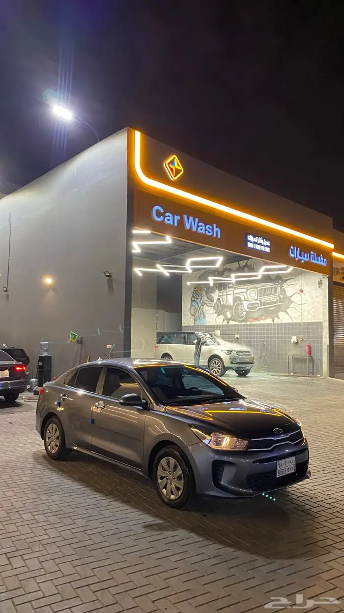 كيا ريو 2021 نظيف ممشى قليل للبيع 9