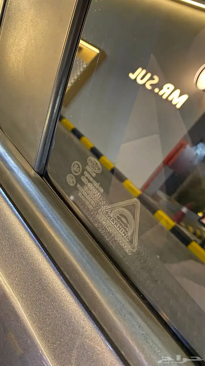 كيا ريو 2021 نظيف ممشى قليل للبيع 10