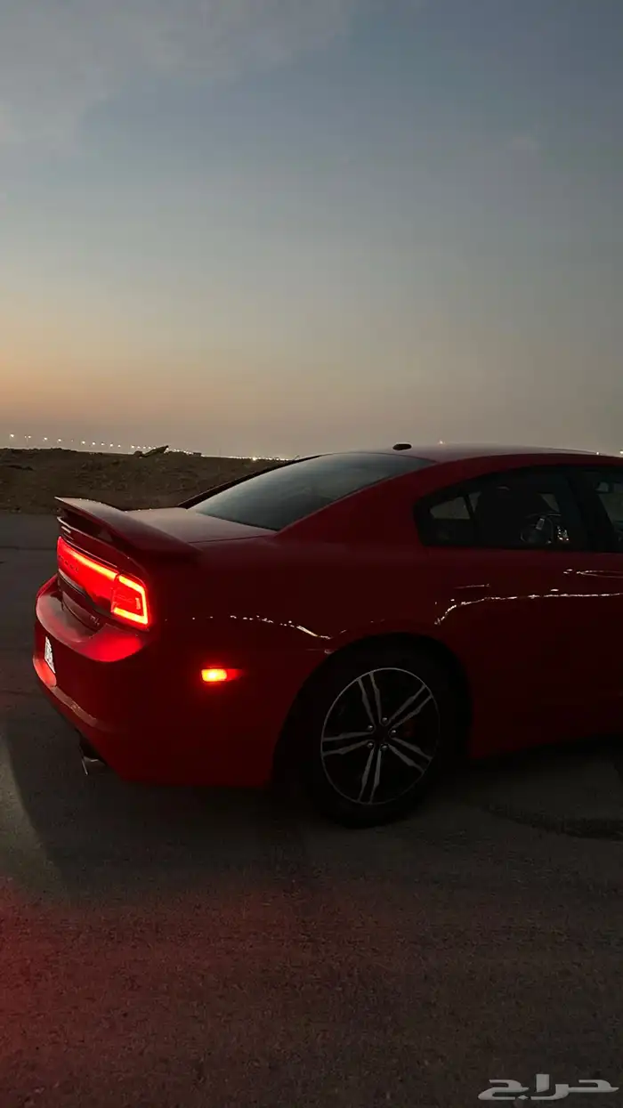 دوج تشارجر 2014 6 سلندر 10