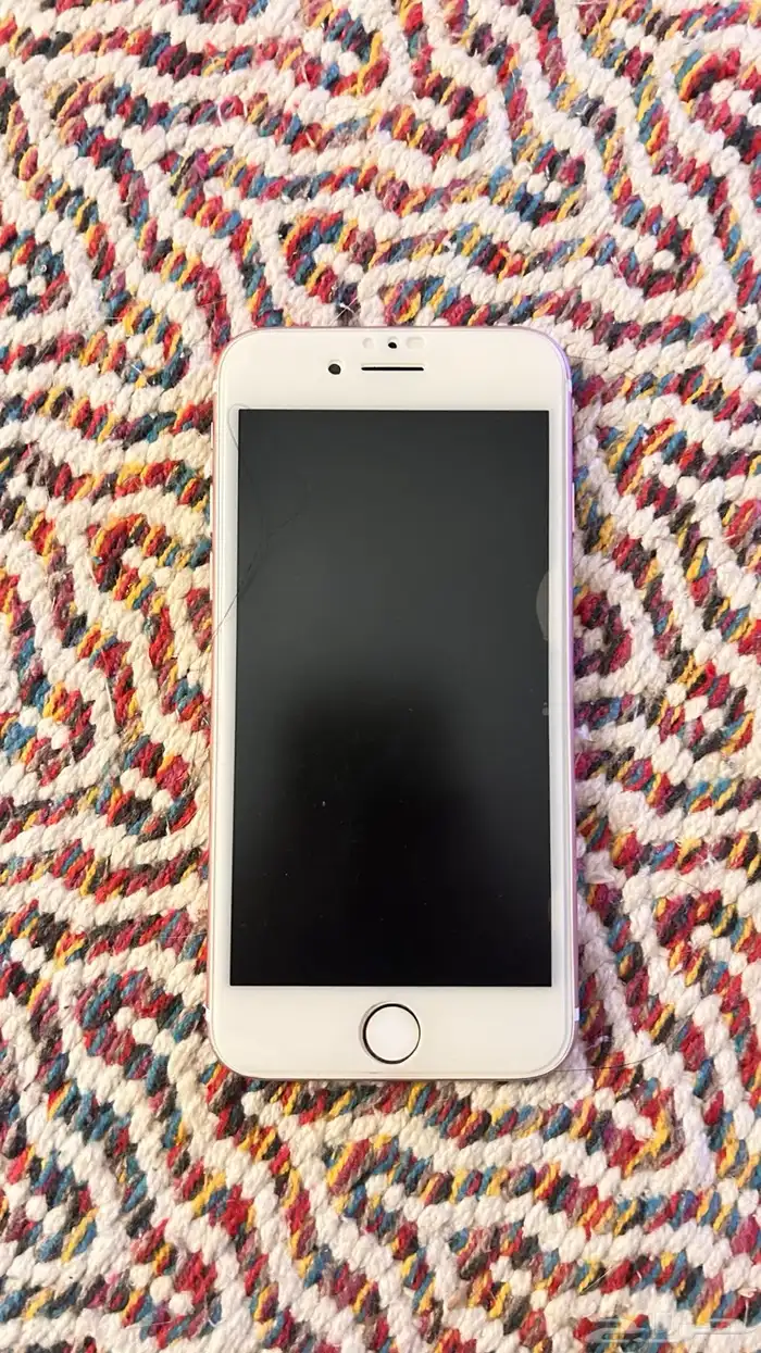 ايفون 7 وردي 1