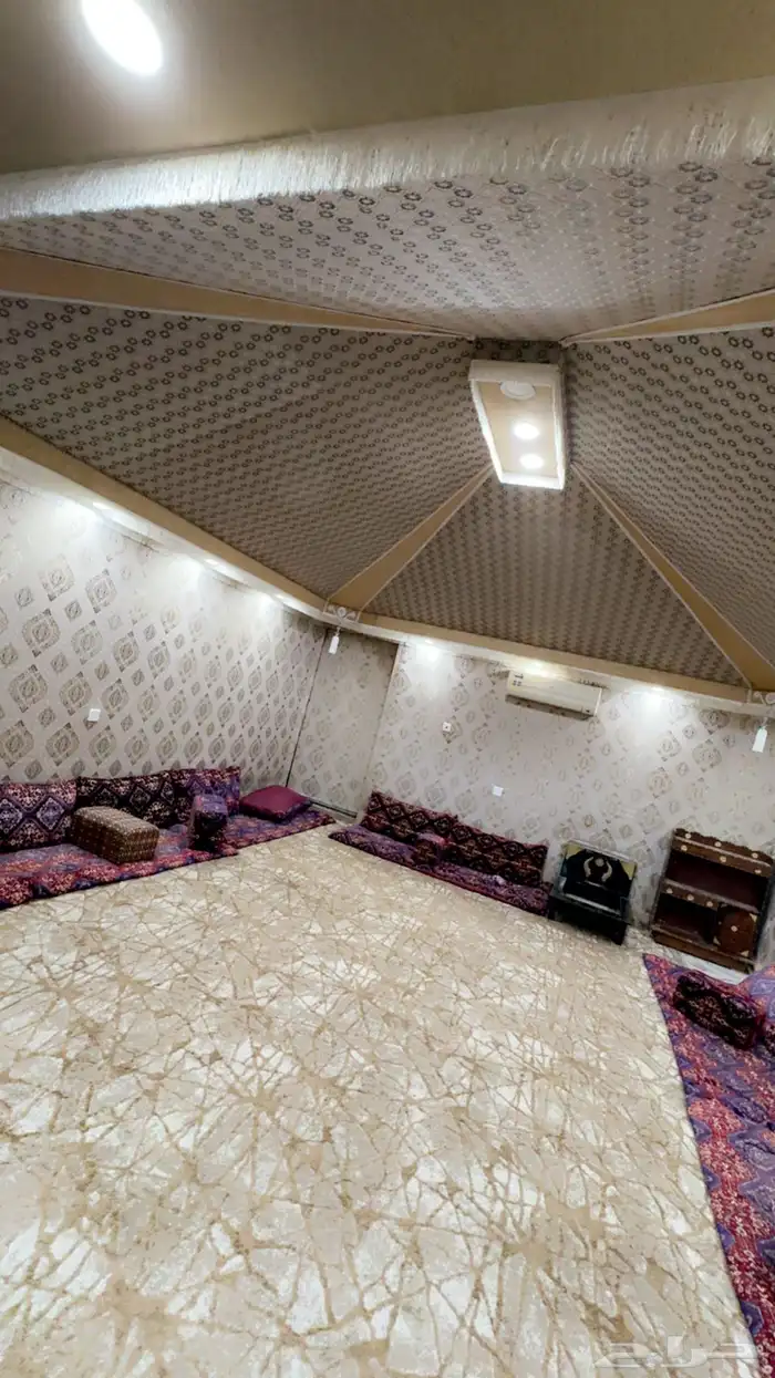 خيمة ملكيه 1