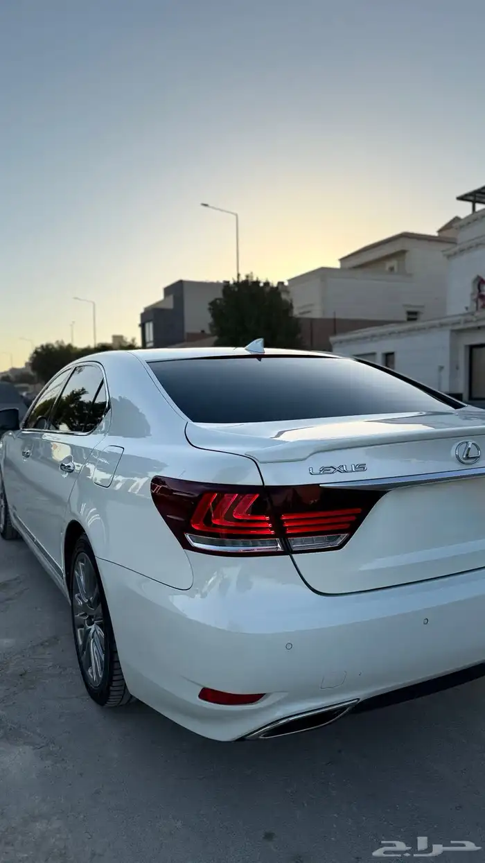 لكزس LS460L الشاص الطويل فل كامل من نوادر 5