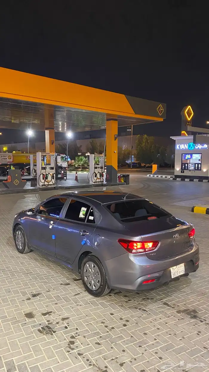 كيا ريو 2021 نظيف ممشى قليل للبيع 6