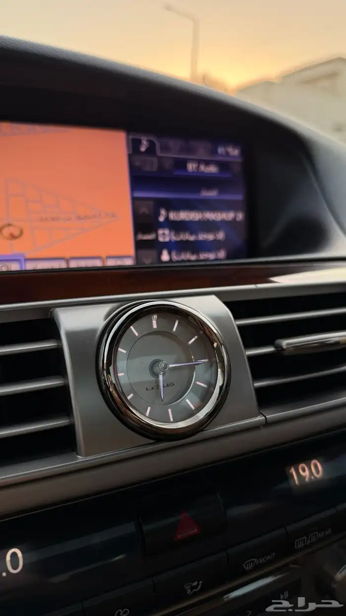 لكزس LS460L الشاص الطويل فل كامل من نوادر 20