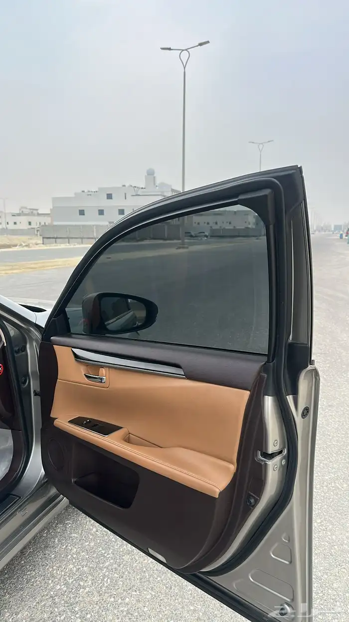 لكزس 2017 ES350 37