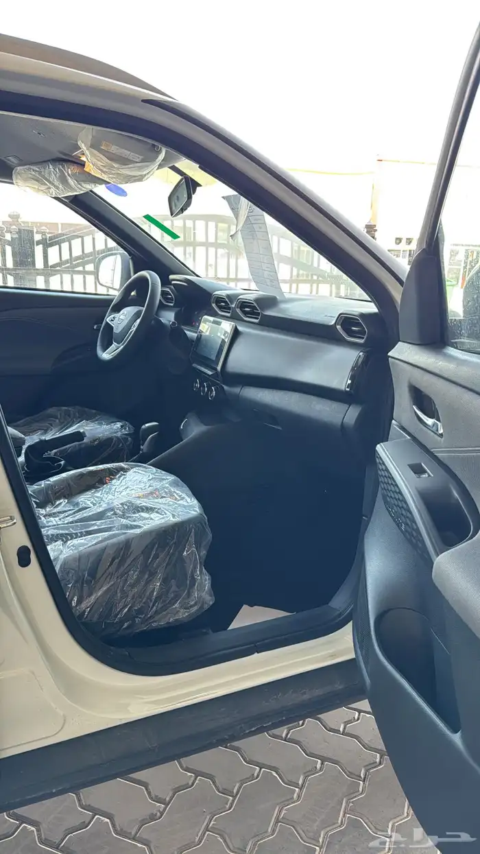 نيسان ماجنيت فئة النص فل بنزين 2025 8