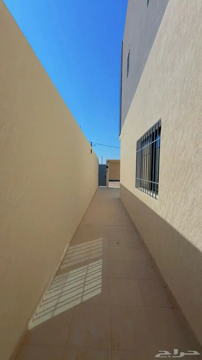 للبيع فلل من نوع دبلكس بريدة السليمانية مسحت الغرفة كبار 31