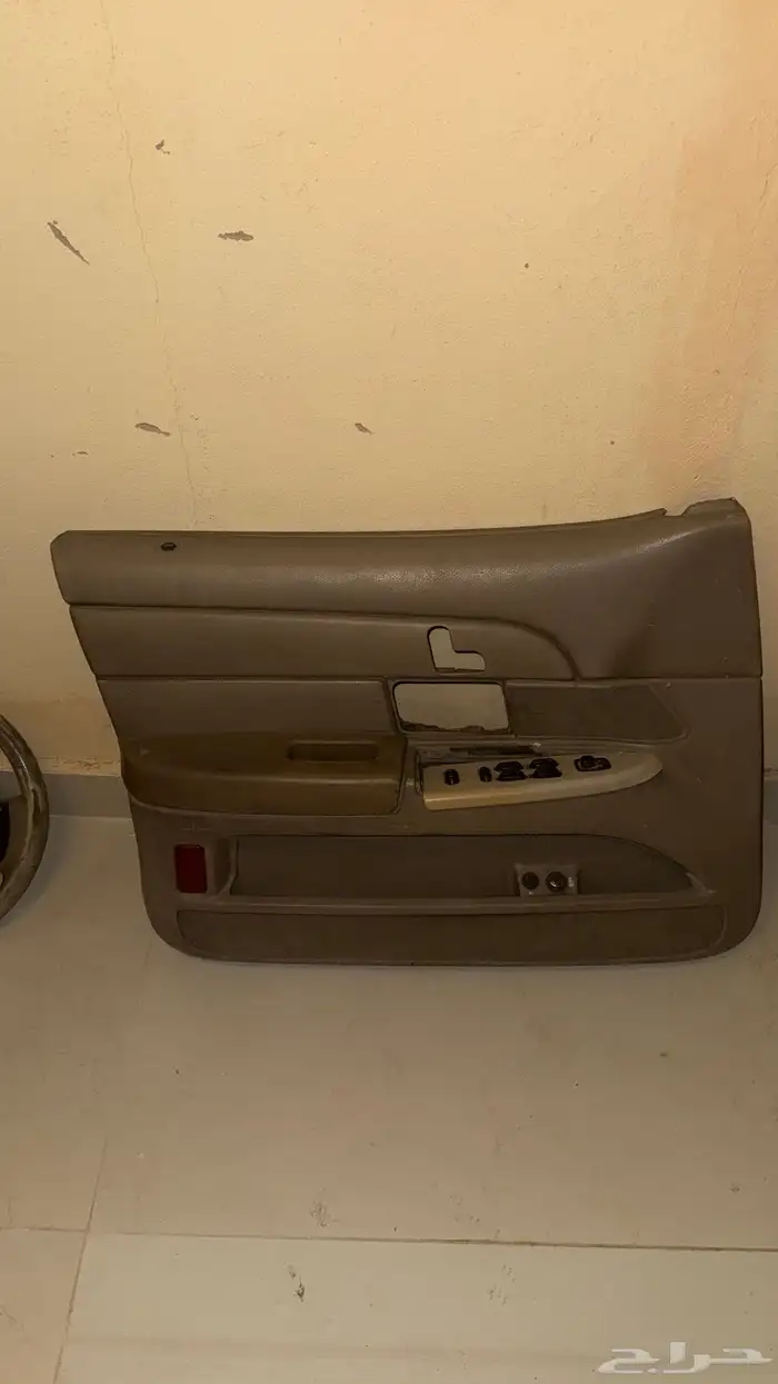 قطع فورد فكتوريا 1