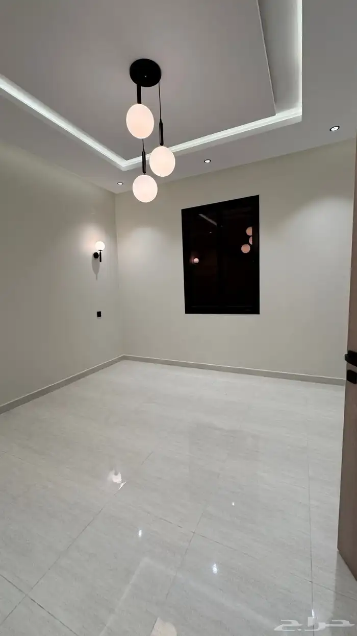 للبيع شقه ارضيه 6 غرف مع حوش وبايكه من 540 الف احد رفيده 14