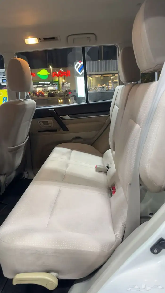 للبيع باجيرو قير عادي مكينه3800 25