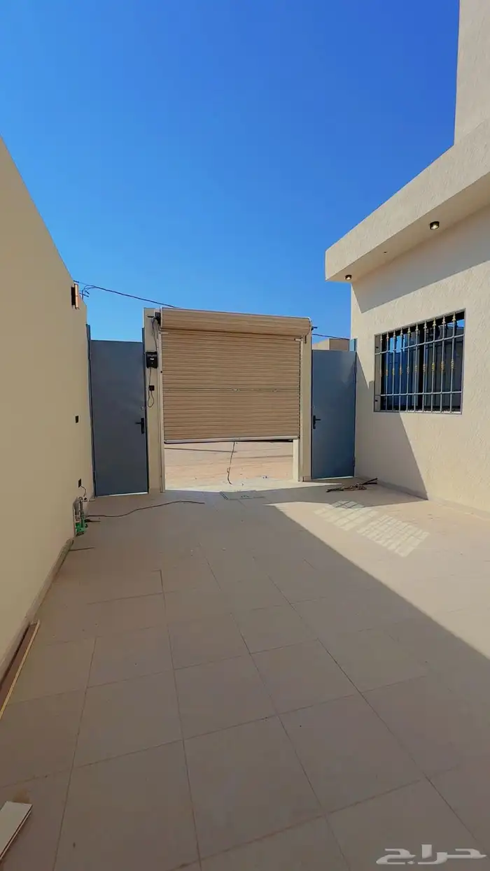 للبيع فلل من نوع دبلكس بريدة السليمانية مسحت الغرفة كبار 35