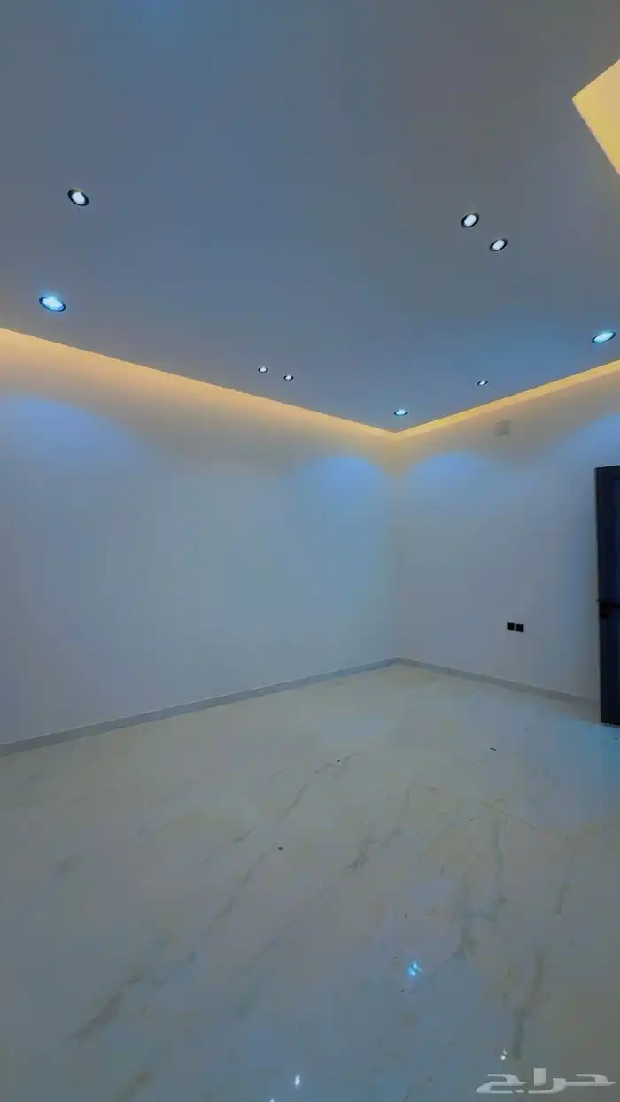 للبيع فلل من نوع دبلكس بريدة السليمانية مسحت الغرفة كبار 13