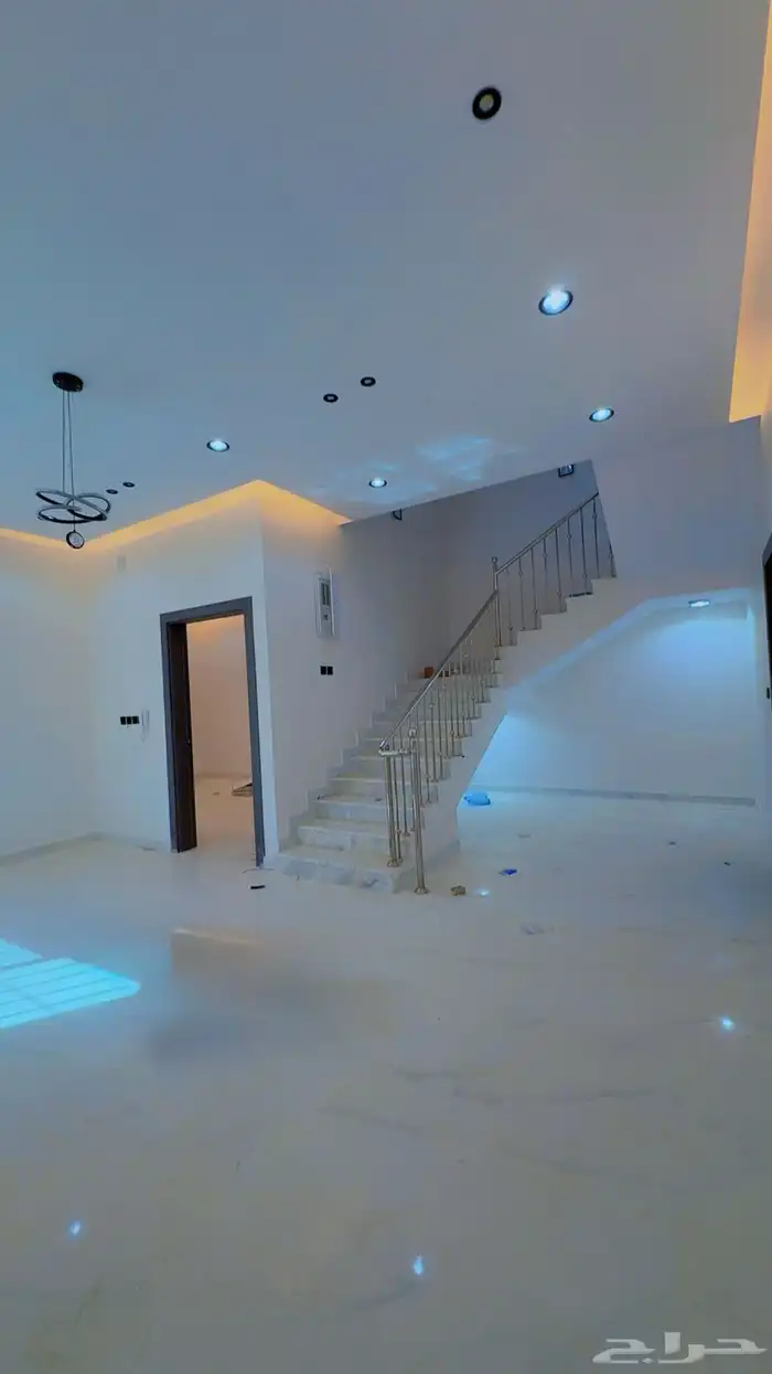 للبيع فلل من نوع دبلكس بريدة السليمانية مسحت الغرفة كبار 4