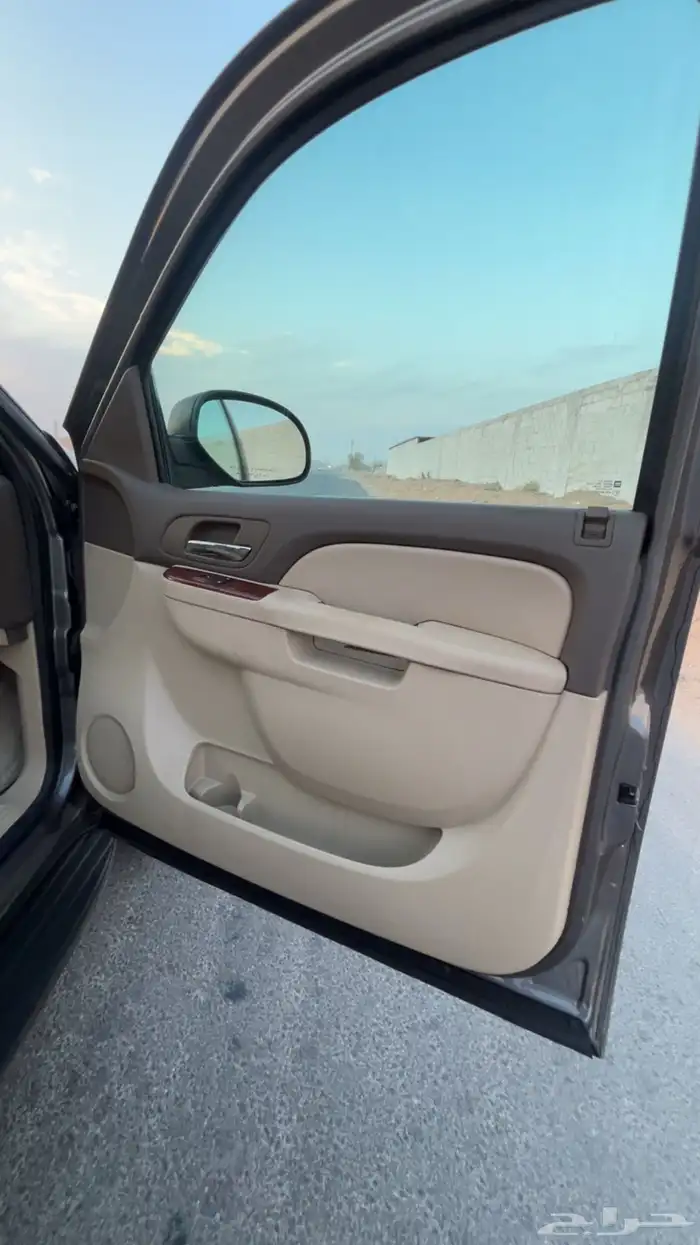 للبيع تاهو 2013 16