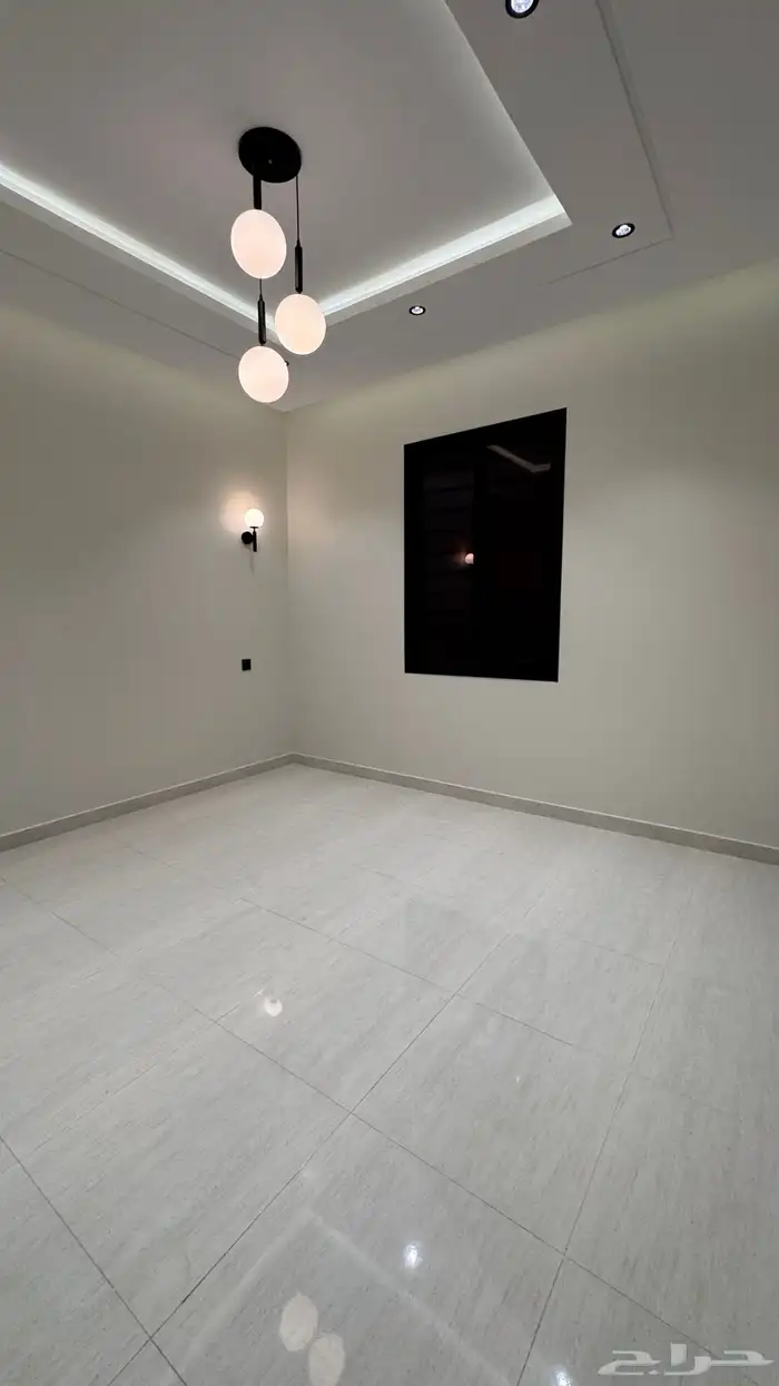 للبيع شقه ارضيه 6 غرف مع حوش وبايكه من 540 الف احد رفيده 16