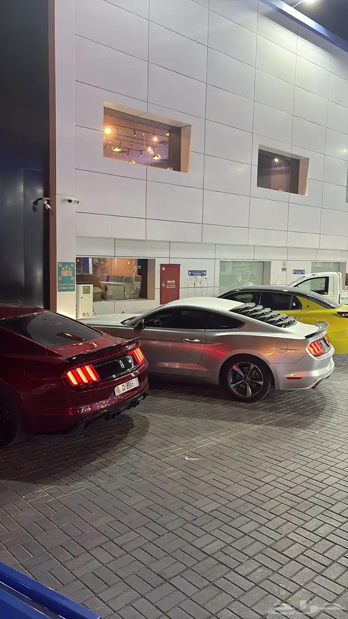 موستنق اكيوبوست 5