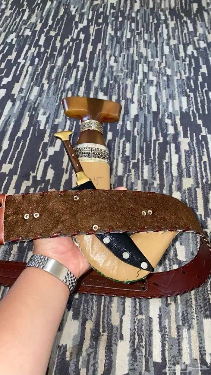 جنبيه شبيه زراف كفو مطرح 6 فيها مسر خفيف والبيع قريب 2