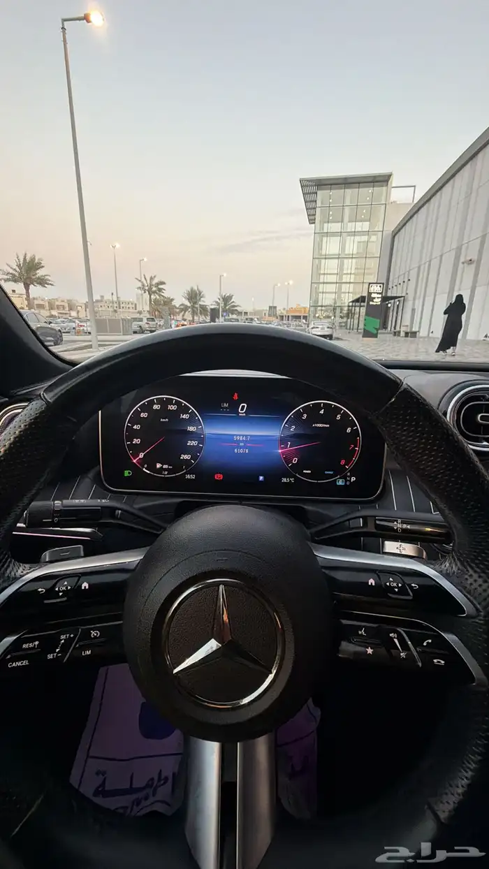 مرسيدس C200 2022 ممشى قليل وسعر مناسب للجميع 13