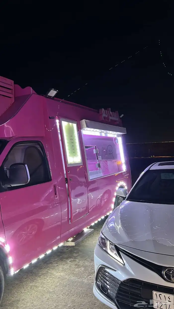 سيارة اسكريم فان موديل 2010 للتواصل 0