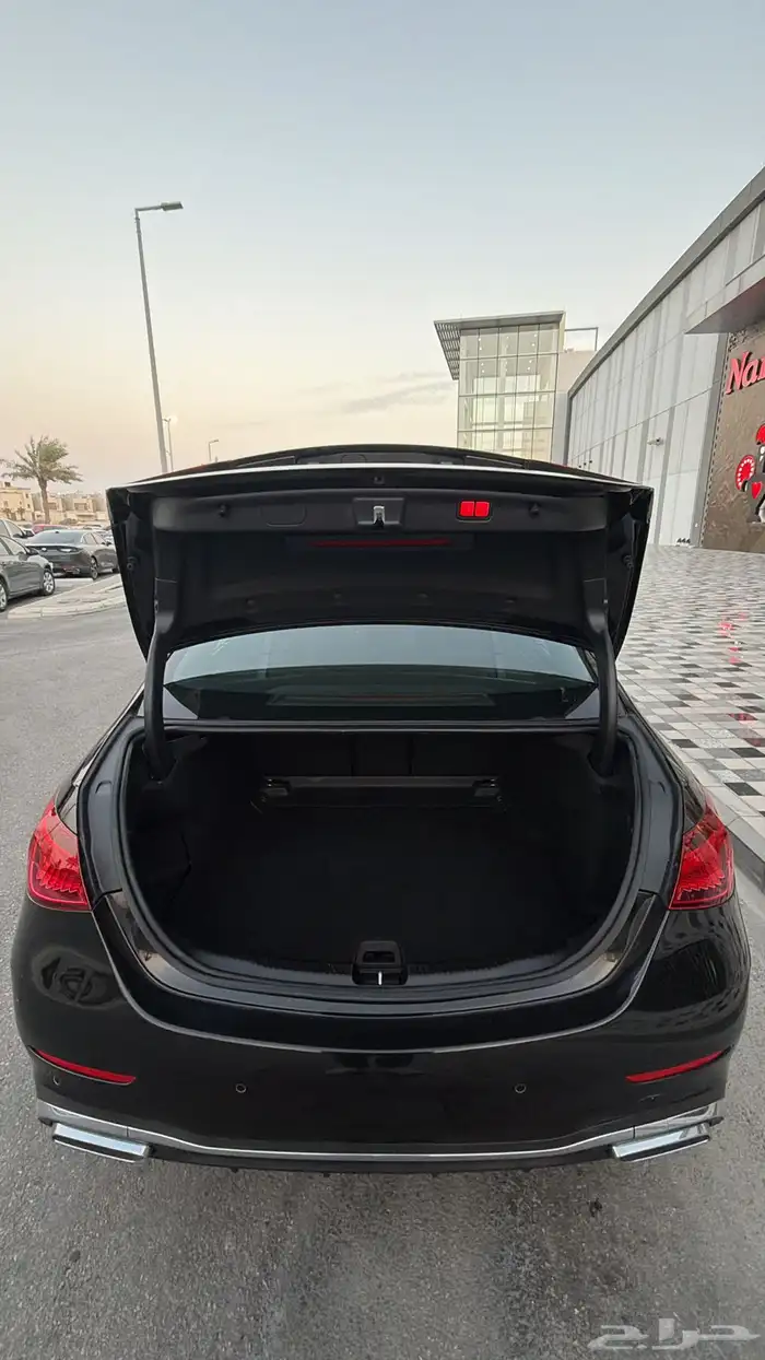 مرسيدس C200 2022 ممشى قليل وسعر مناسب للجميع 6