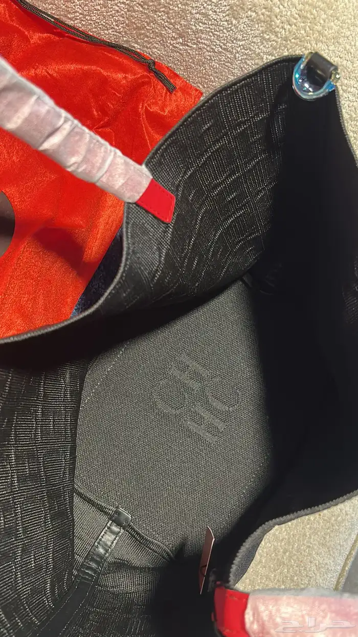 شنط CH للبيع 1