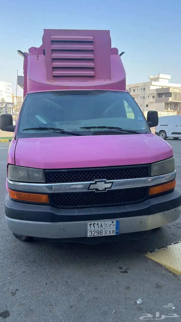 سيارة اسكريم فان موديل 2010 للتواصل 2