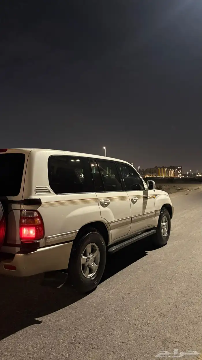 تويوتا لاندكروزر VXR 2002 قير عادي اساس 4