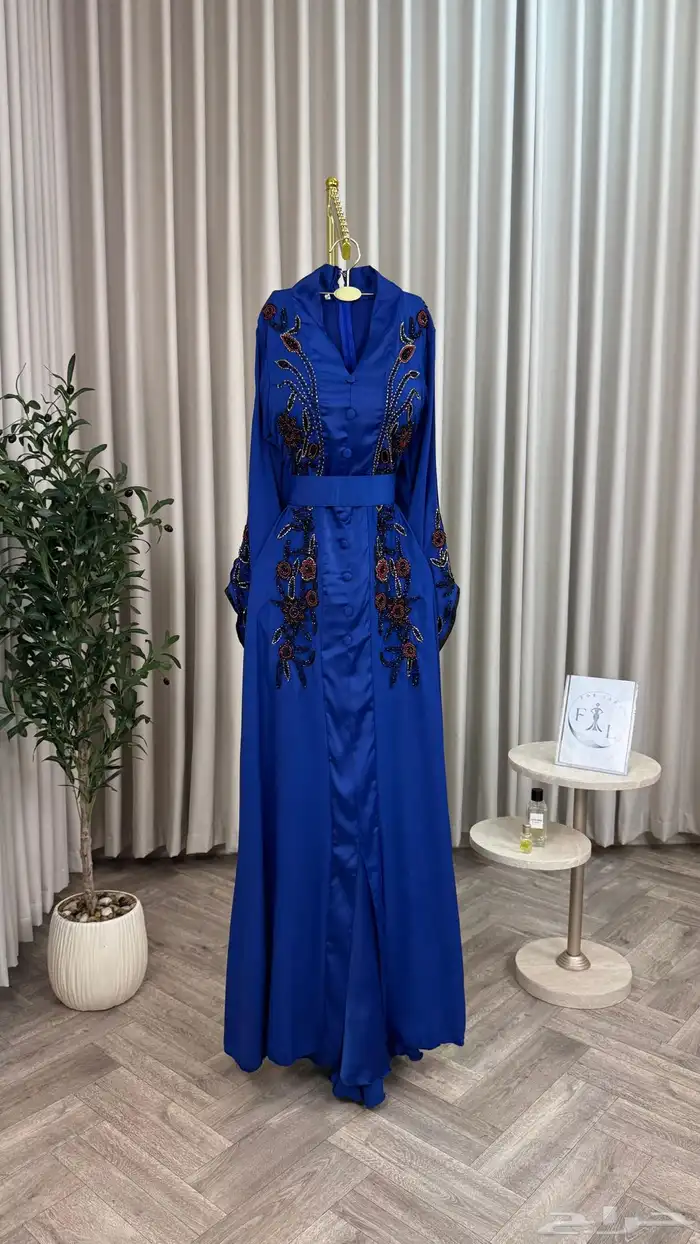 افخم فساتين الاعراس والمناسبات و سهرات 9