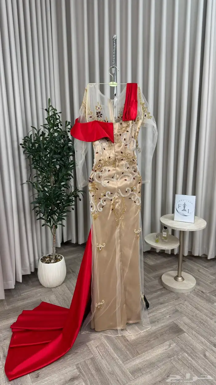 افخم فساتين الاعراس والمناسبات و سهرات 7