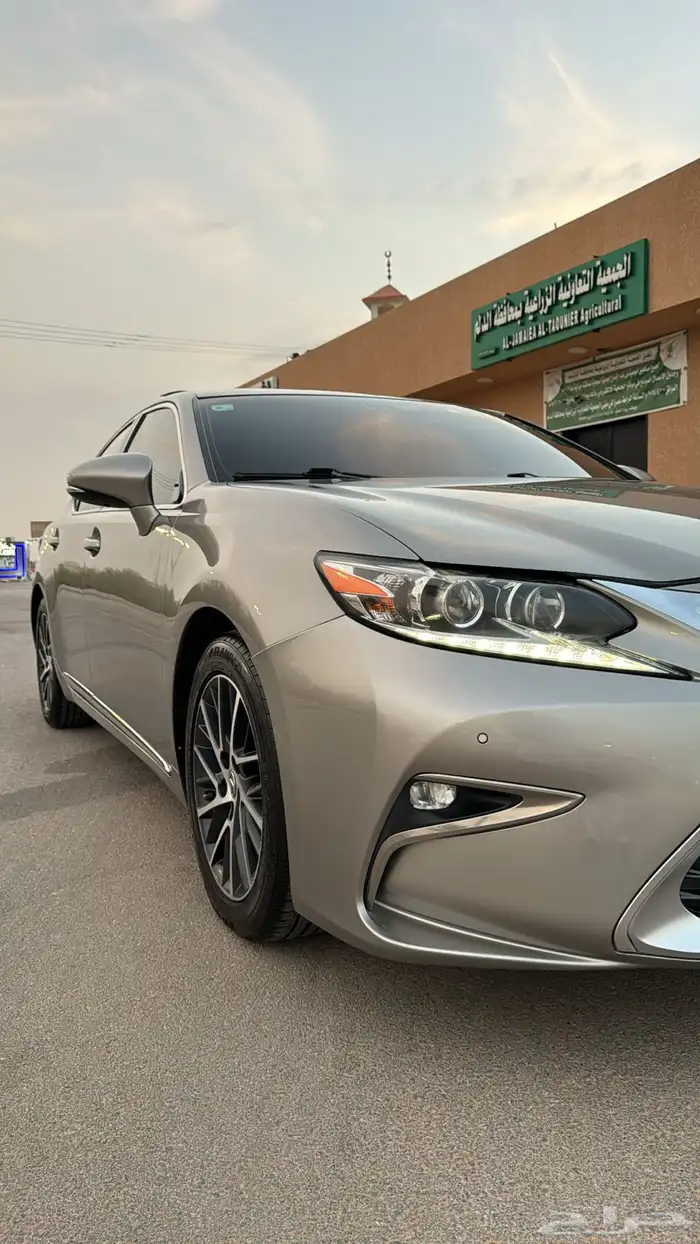لكزس ES350 1