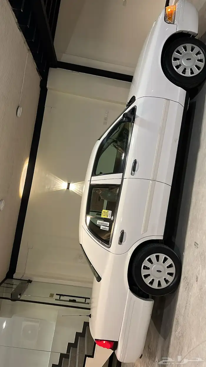 فورد فكتوريا 2