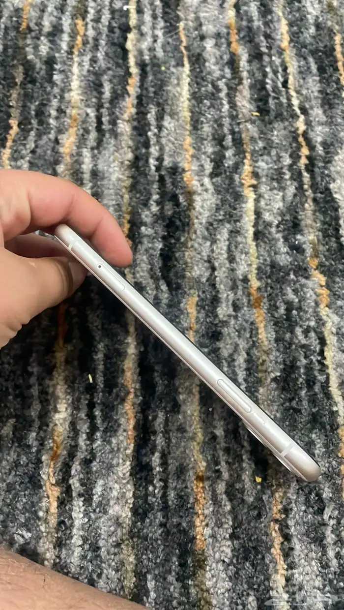 جوال آيفون مستعمل 2