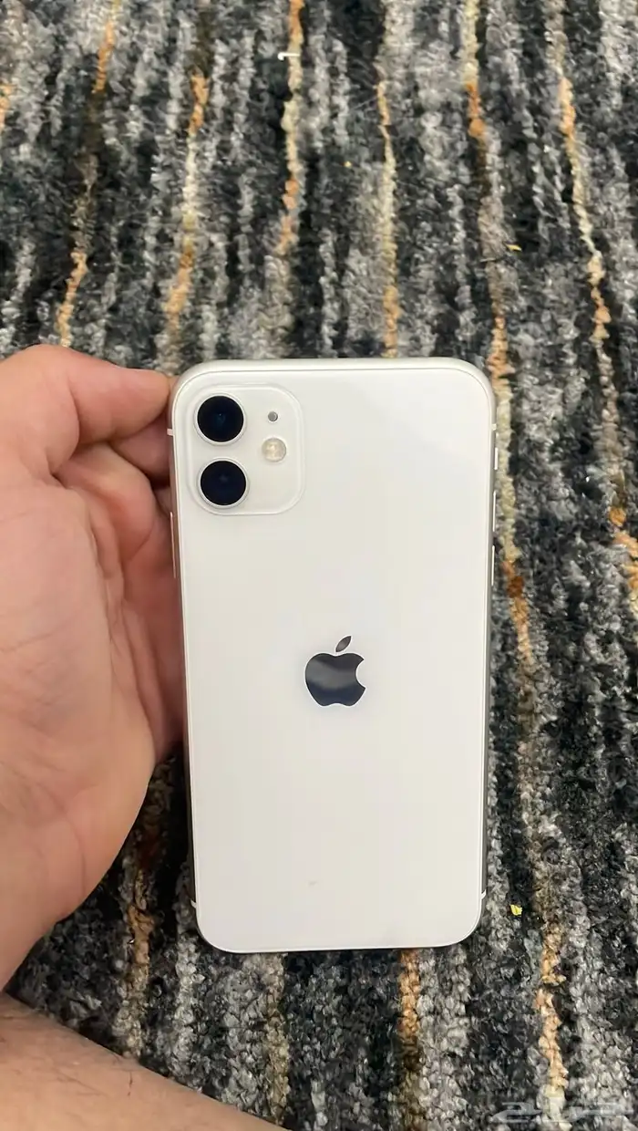 جوال آيفون مستعمل 0