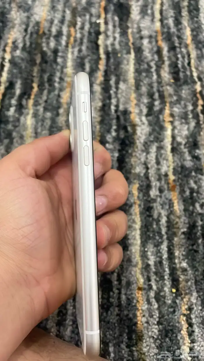 جوال آيفون مستعمل 4