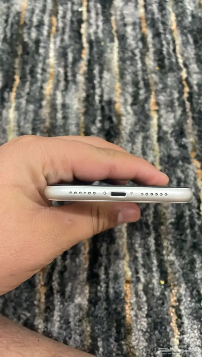 جوال آيفون مستعمل 5