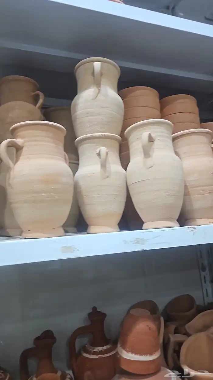 يوجد لدينا جميع انواع الفخاريات 5