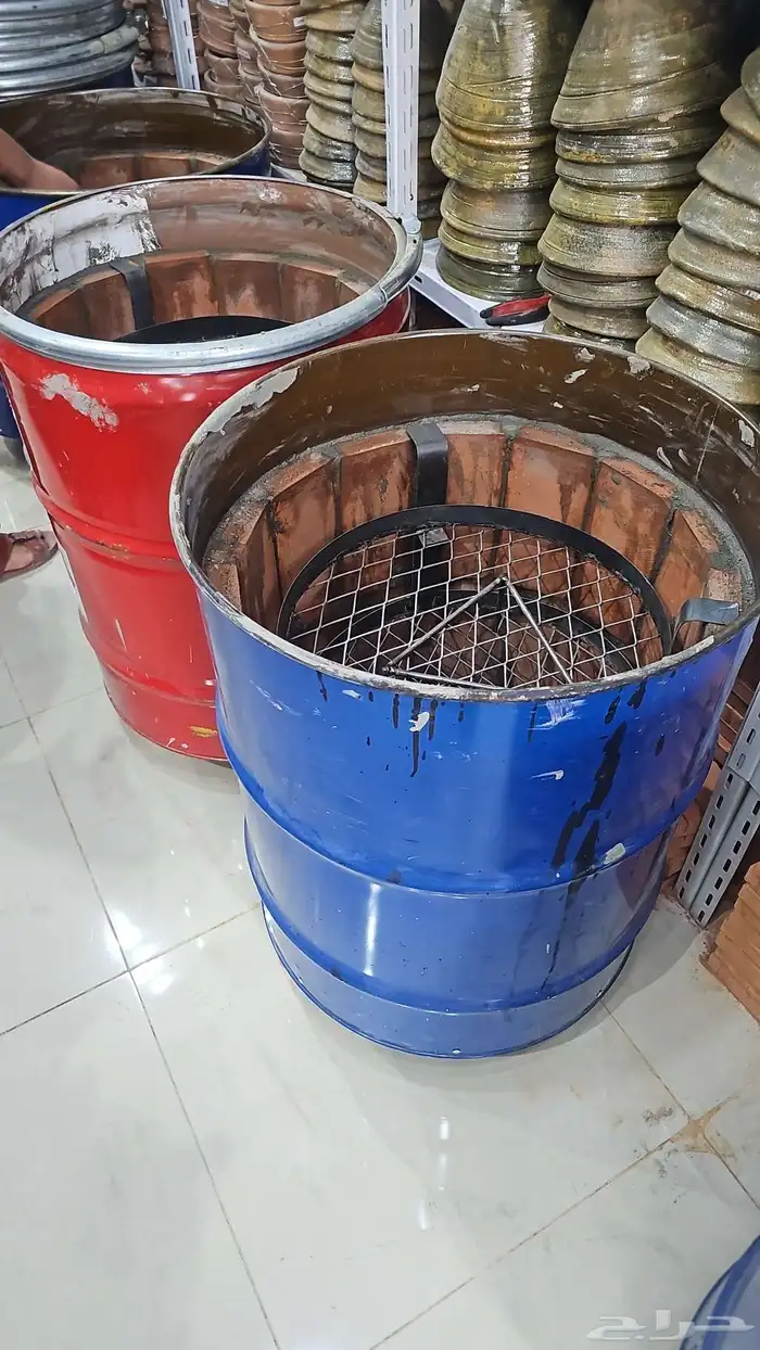 يوجد لدينا جميع انواع الفخاريات 9