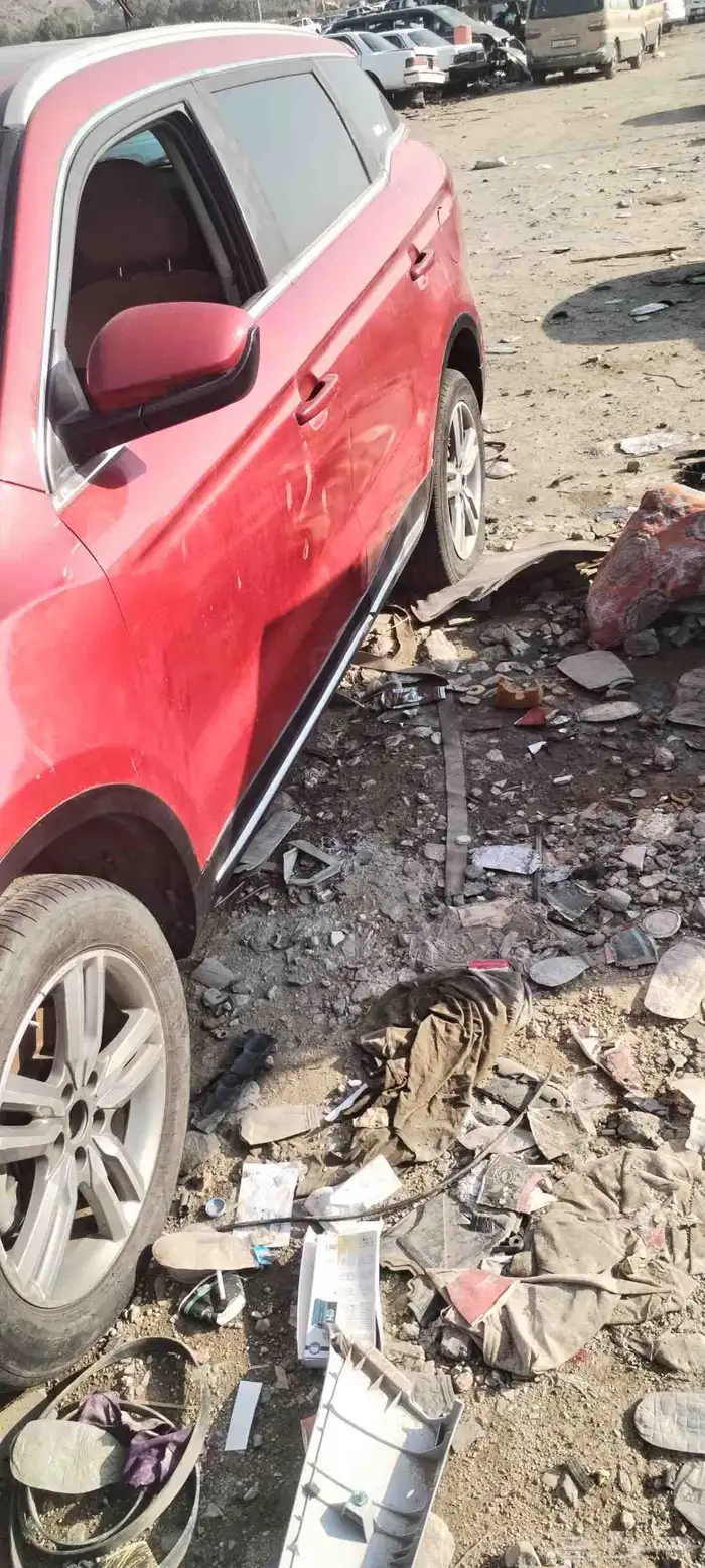 يوحد لدينا جميع قطع غيار السيارات الصينيه 5