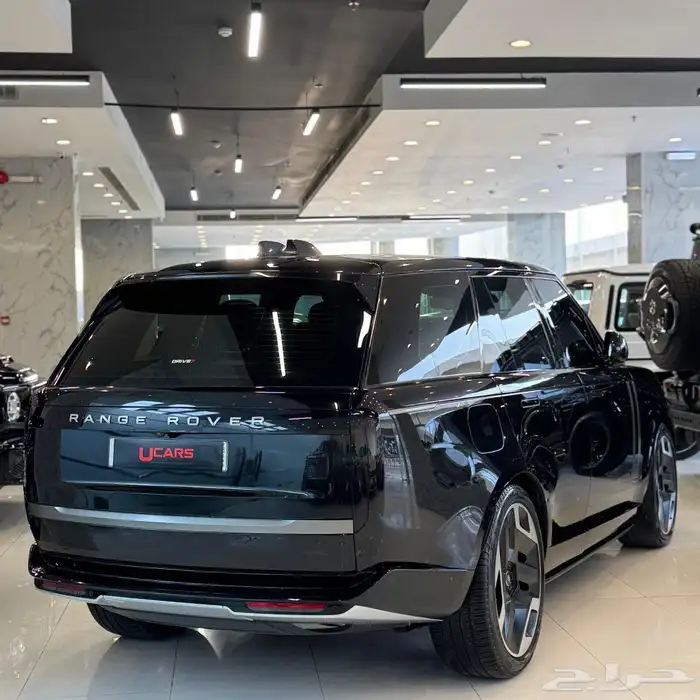 رنج روفر HSE V6 2024 3