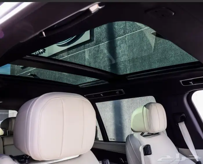 رنج روفر 2025 se p530 7