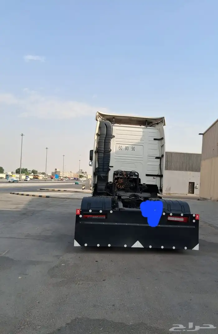 للبيع شاحنة فولفو 3