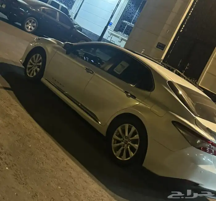 للبيع جيب راف فور 2016 و للبيع كامري موديل 2019 4