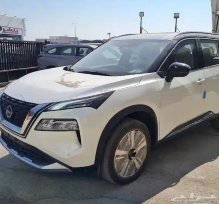 نيسان اكس ترل 2025 1