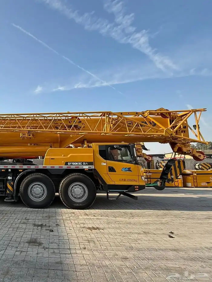 تحتاج كرين سريع  جاهز  وبدون تعقيد  رافعات النجوم توفر لك جم 8