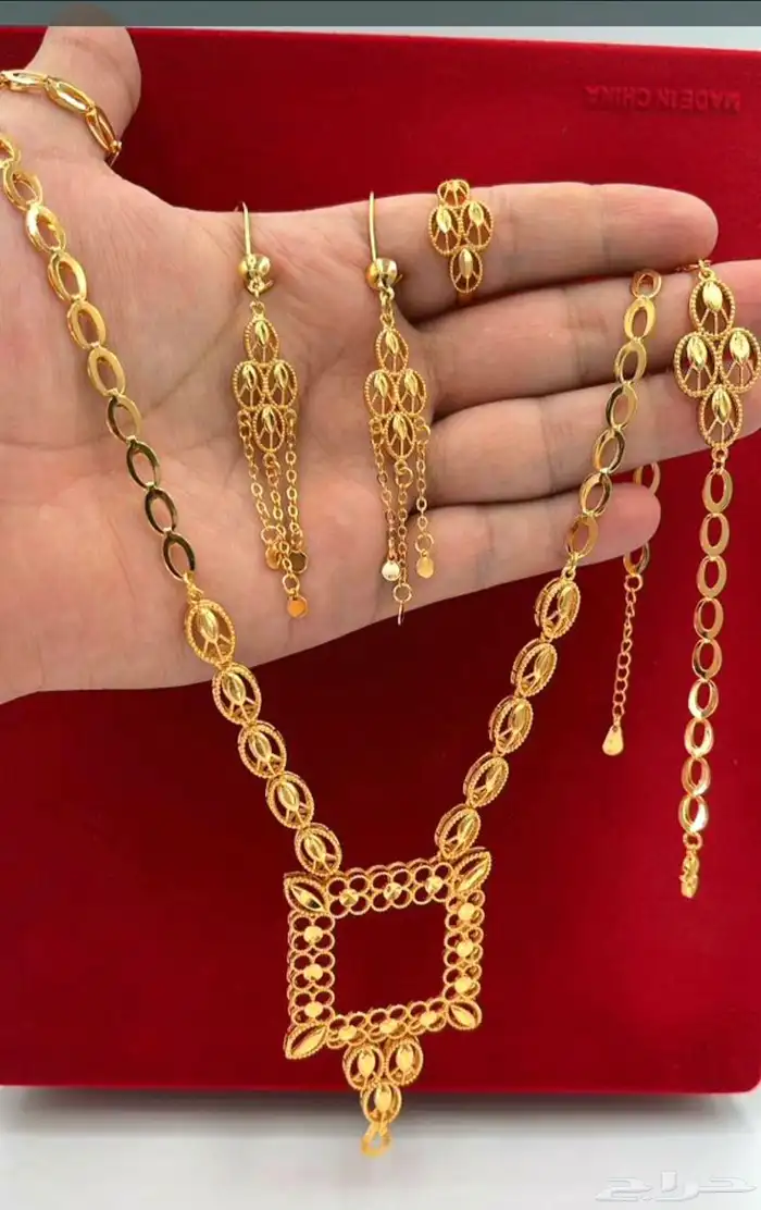 إكسسوارات بديل الذهب 38