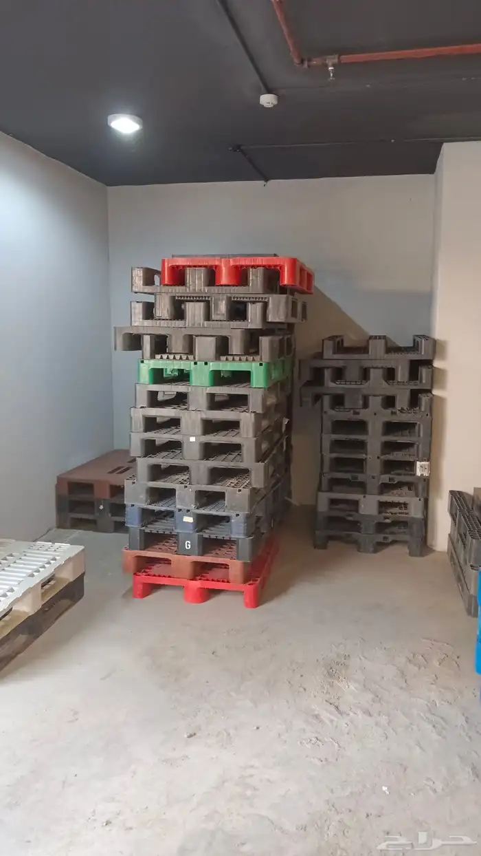 طبالي بلاستيك مستعمل للبيع 0