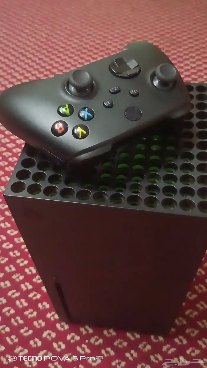 اكس بوكس سيري اكس الجهاز نظيف جدا وما لعب به غير قليل 0