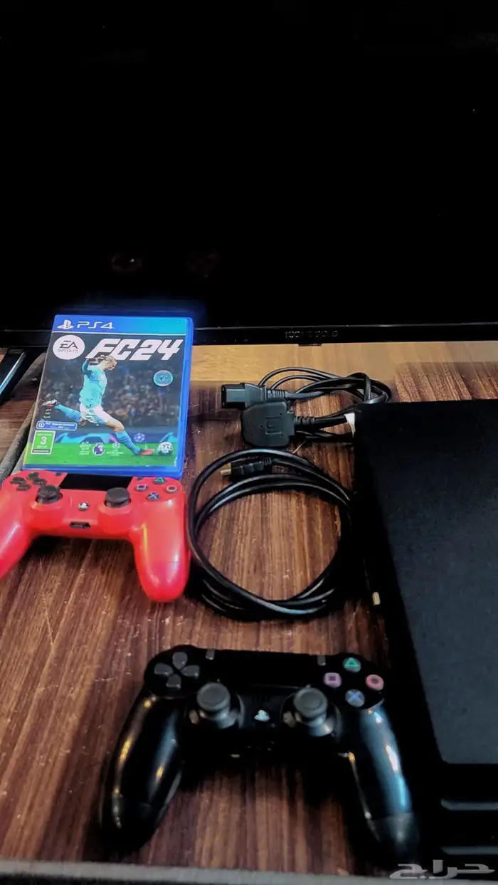 بلاستيشن فور برو شبه جديد مع شاشة 42 بوصة 2