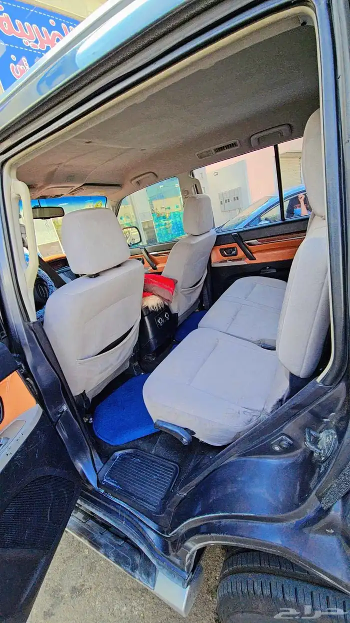 جيب باجيرو مستبيشي 6